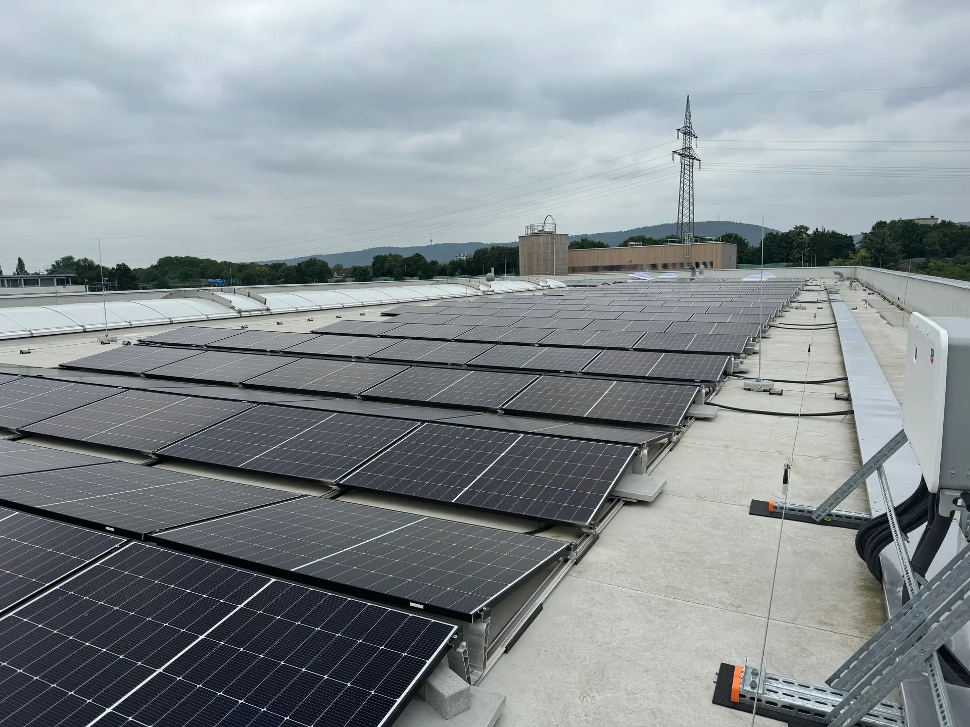 PV-Anlage auf Industriegebäude