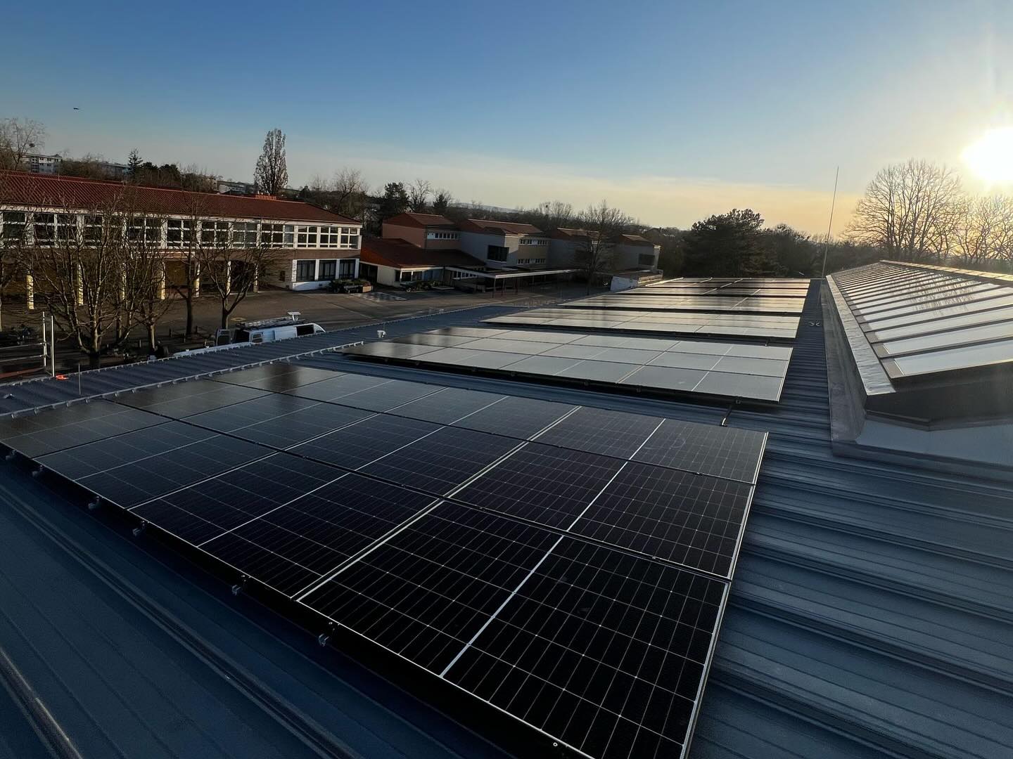 40 kWp auf’m Schuldach – läuft! 🏫 ☀️